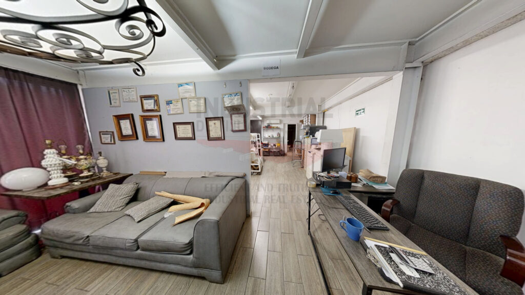 Entrance lobby of Tijuana warehouse for sale – 1468 square meters